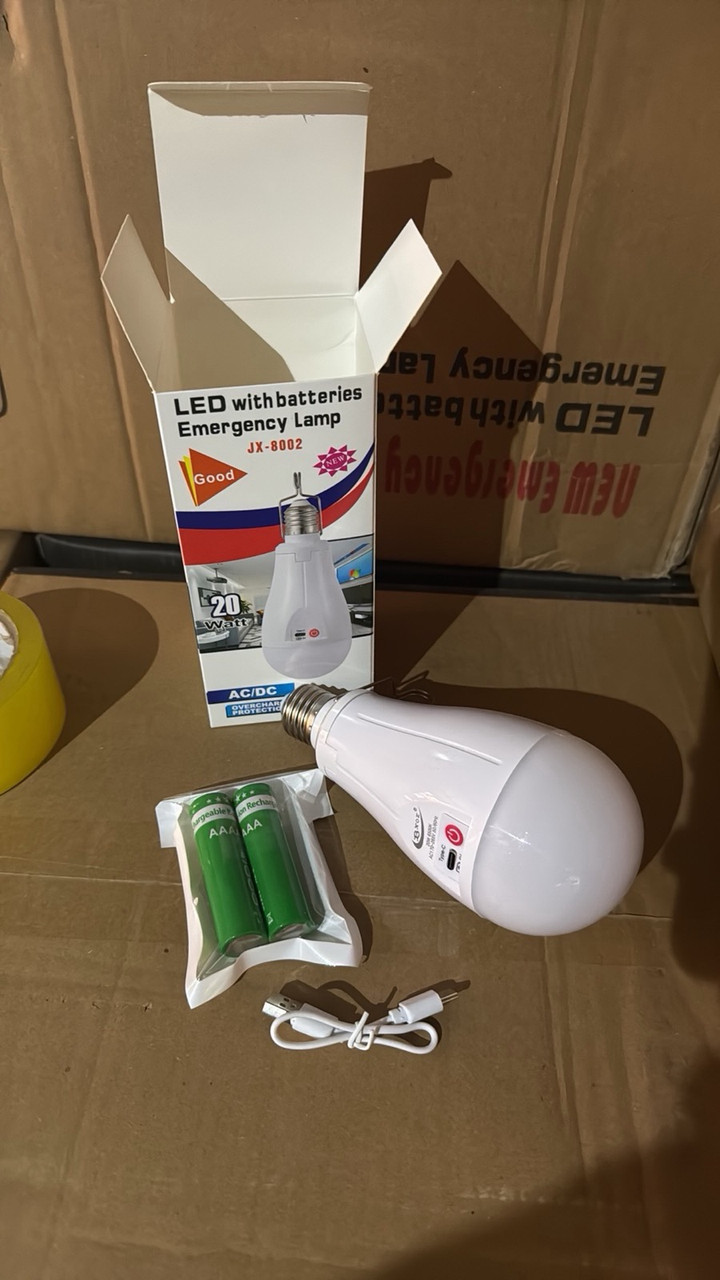 Лампочка 20 Вт лампи акумуляторні з цоколем Аварійна світлодіодна led-лампа з акумулятором lamp від USB і батарейок (100)